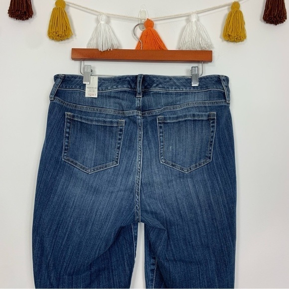 NWT Torrid Girlfriend Jeans Medium Wash Size 12 Extra Tall - Picture 8 of 14